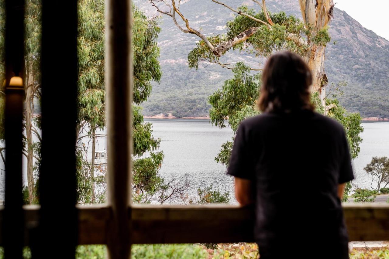 Freycinet Cottage 1 - Bluestone Коулс-Бей Экстерьер фото